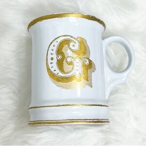 Williams Sonoma monogrammed white and gold Colored Ceramic Discontinued G mug